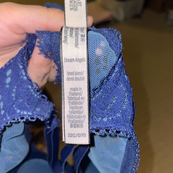 Victoria's Secret Midnight Blue Lace Bra - Picture 4 of 6